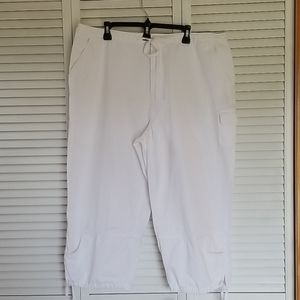 Women's White CJ Banks Cropped Pants